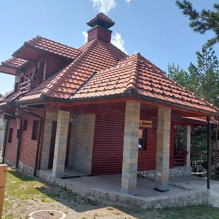 Mina Lux Vilă Kaludjerske Bare